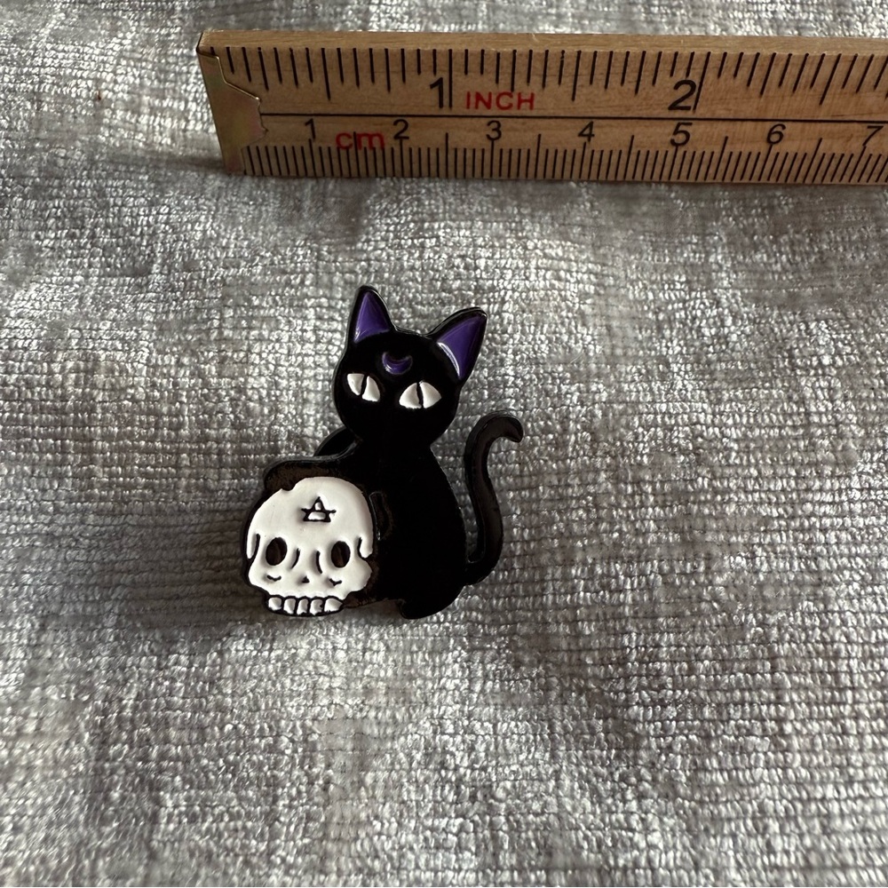 Black and Purple Cat with Skull Enamel Pin Gothic Halloween NWT